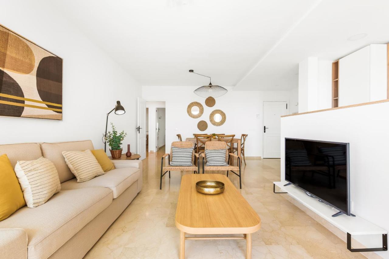 Beach Apartment With Terrace And Private Parking Radazul المظهر الخارجي الصورة